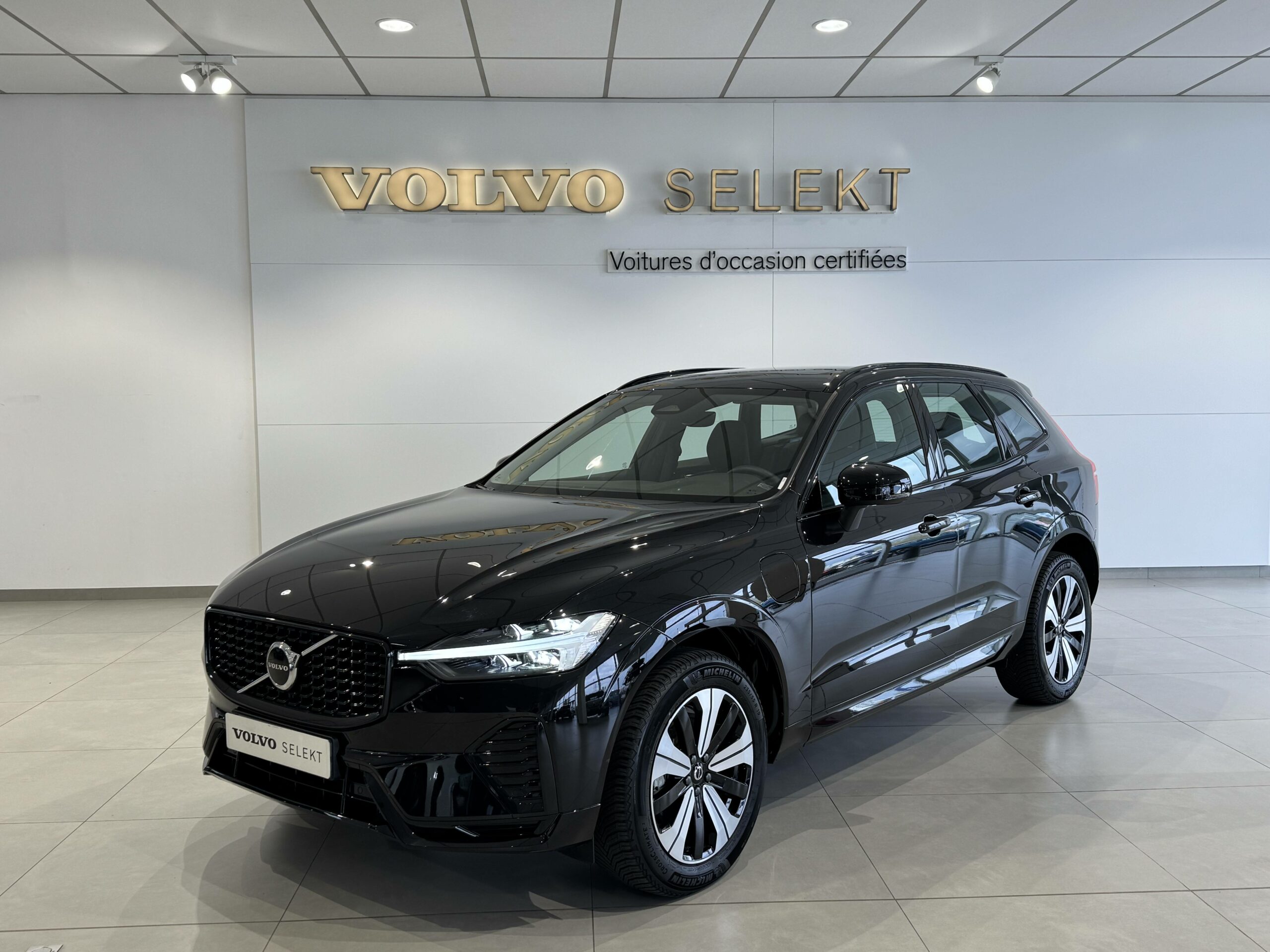 VOLVO XC60 XC60 T6 AWD Hybride rechargeable 253 ch+145 ch Geartronic 8