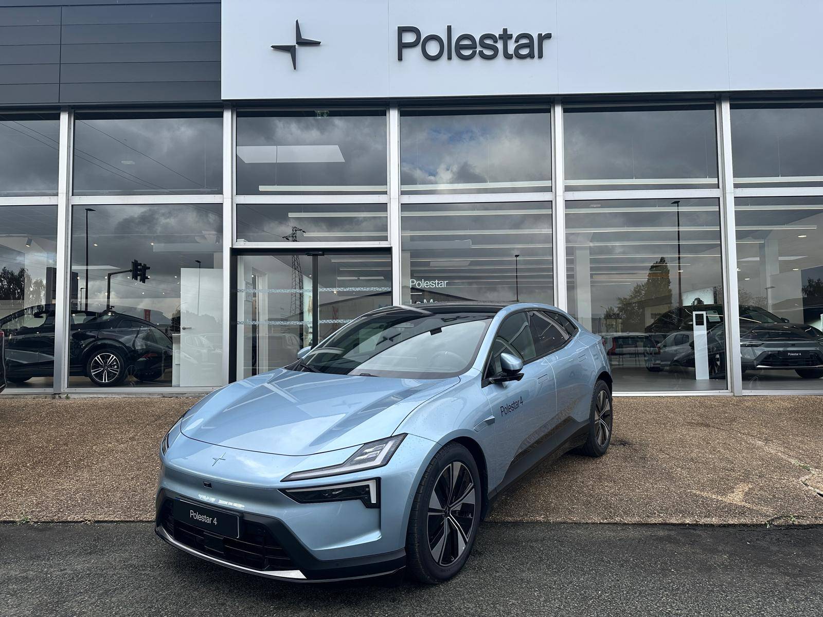 POLESTAR POLESTAR 4 Polestar 4 LR Single motor RWD 100 kWh