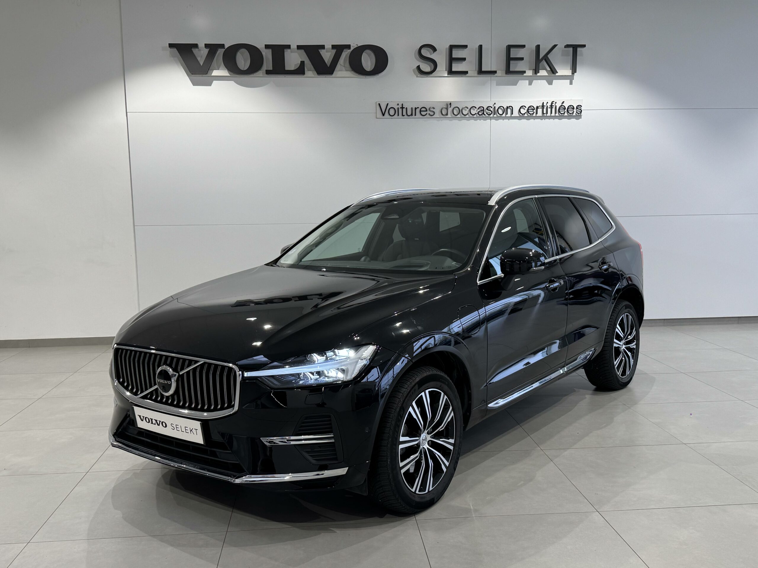 VOLVO XC60 XC60 T6 Recharge AWD 253 ch + 87 ch Geartronic 8