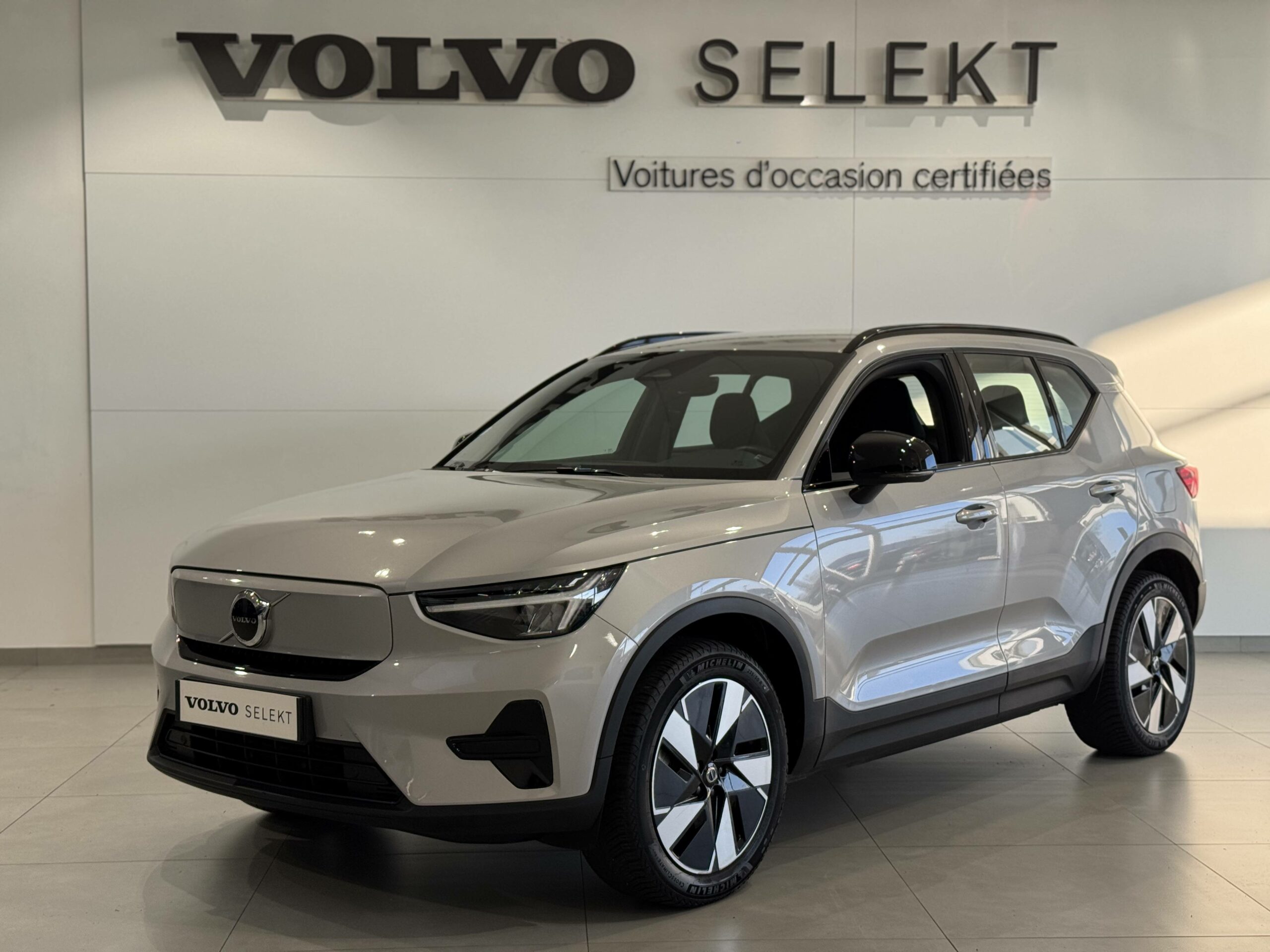 VOLVO XC40 ELECTRIQUE XC40 Recharge Extended Range 252 ch 1EDT