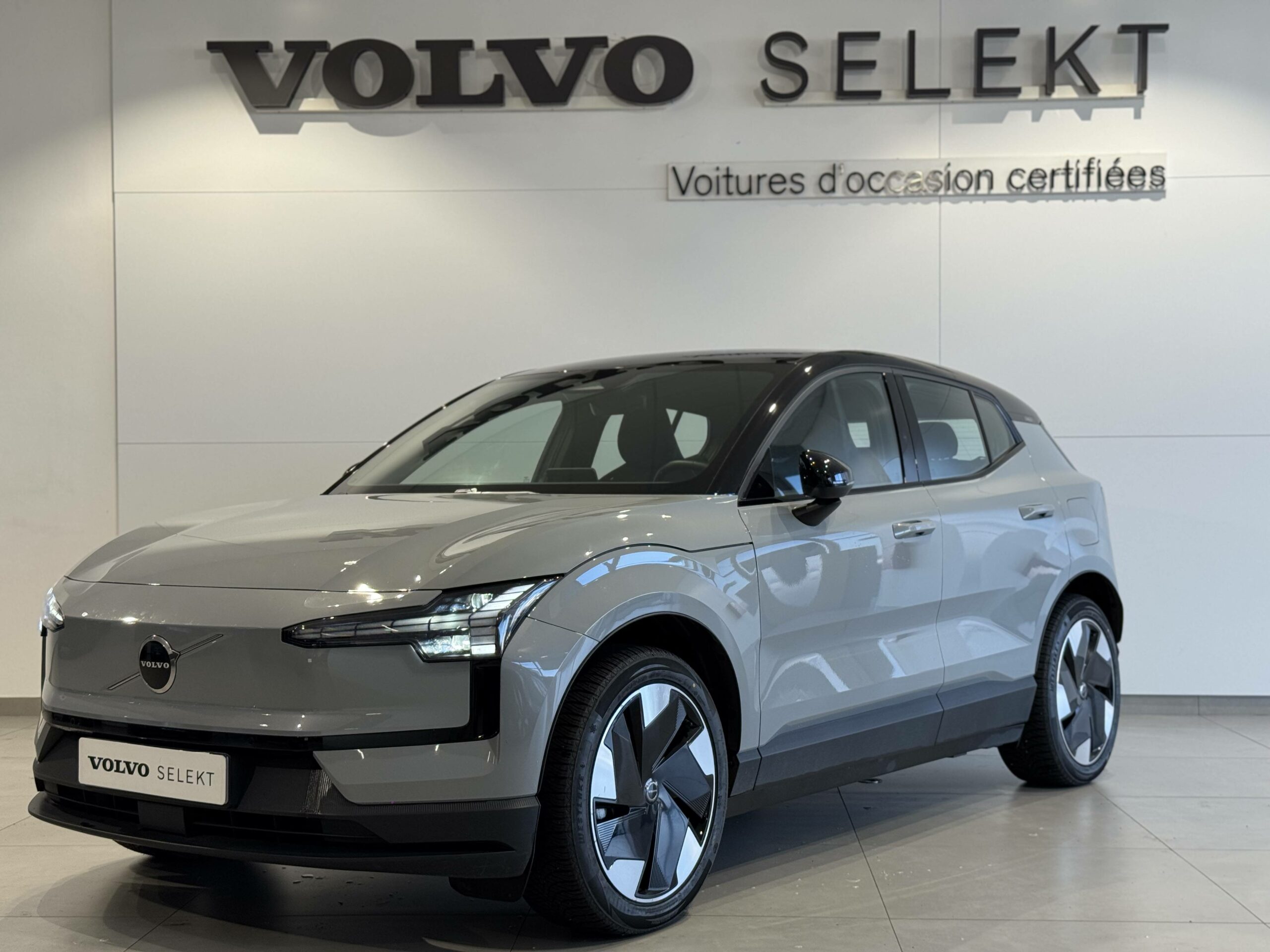 VOLVO EX30 EX30 Single Extended Range 272 ch 1EDT