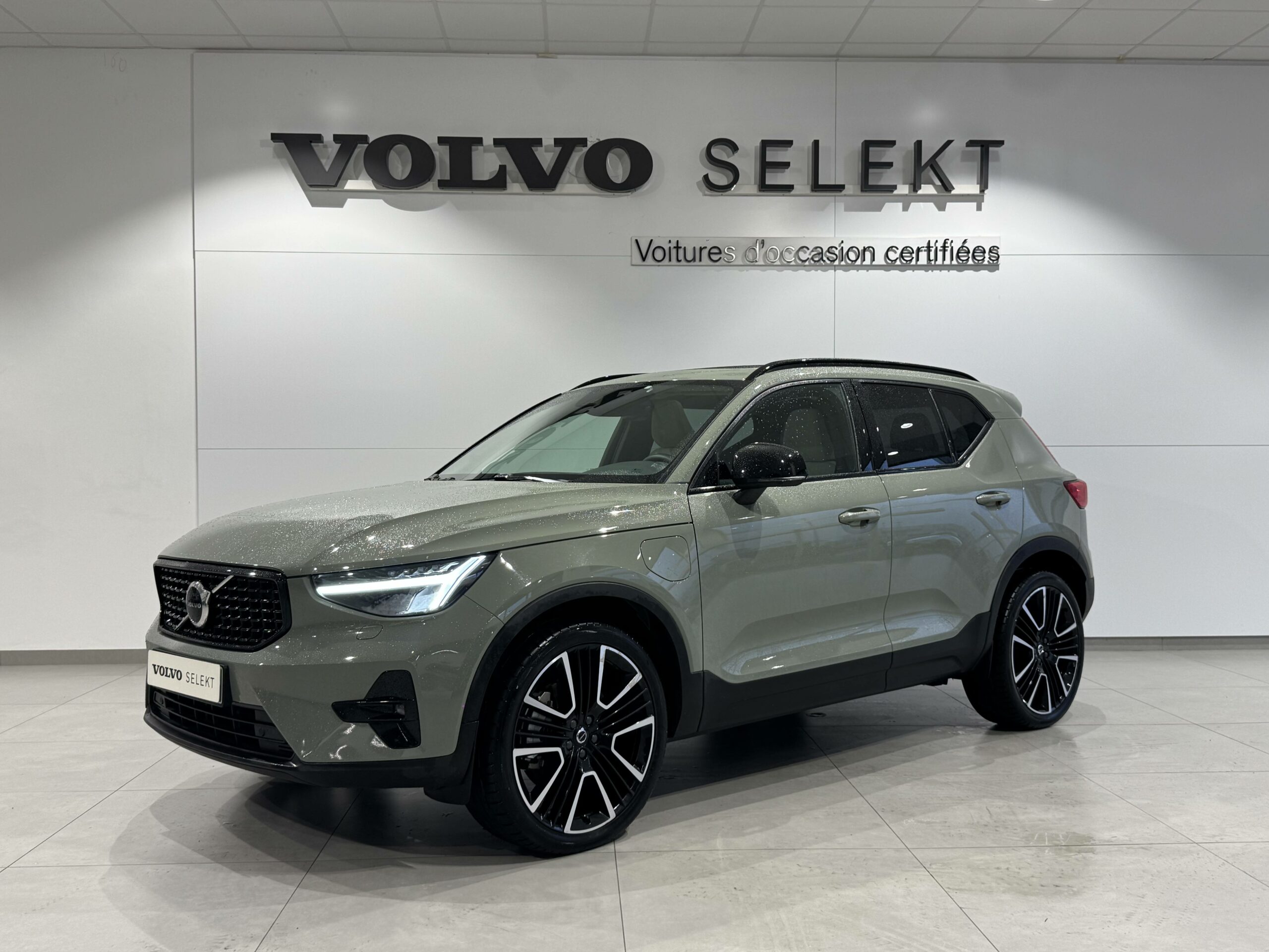 VOLVO XC40 XC40 T5 Recharge 180+82 ch DCT7
