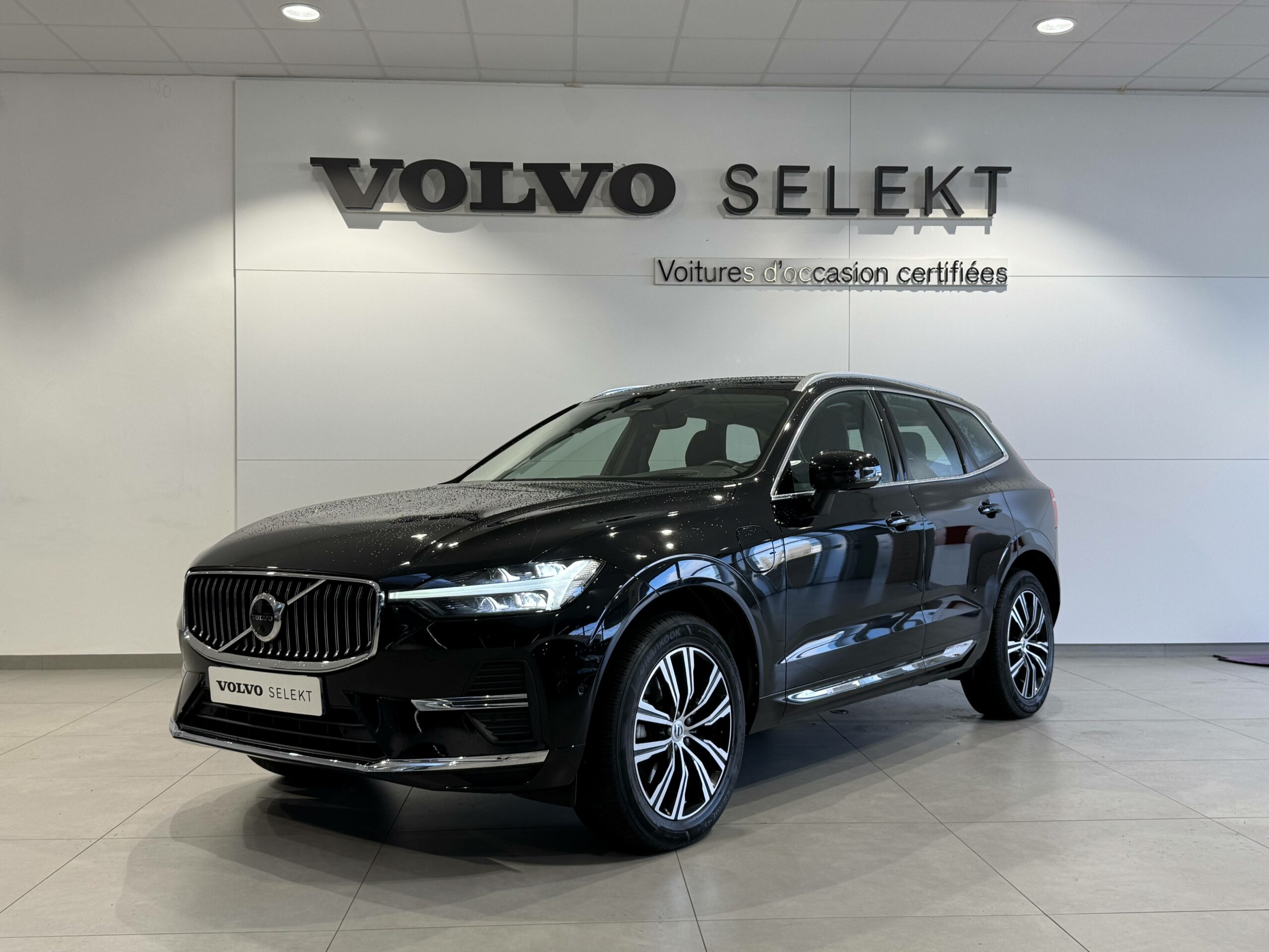 VOLVO XC60 XC60 T6 Recharge AWD 253 ch + 87 ch Geartronic 8