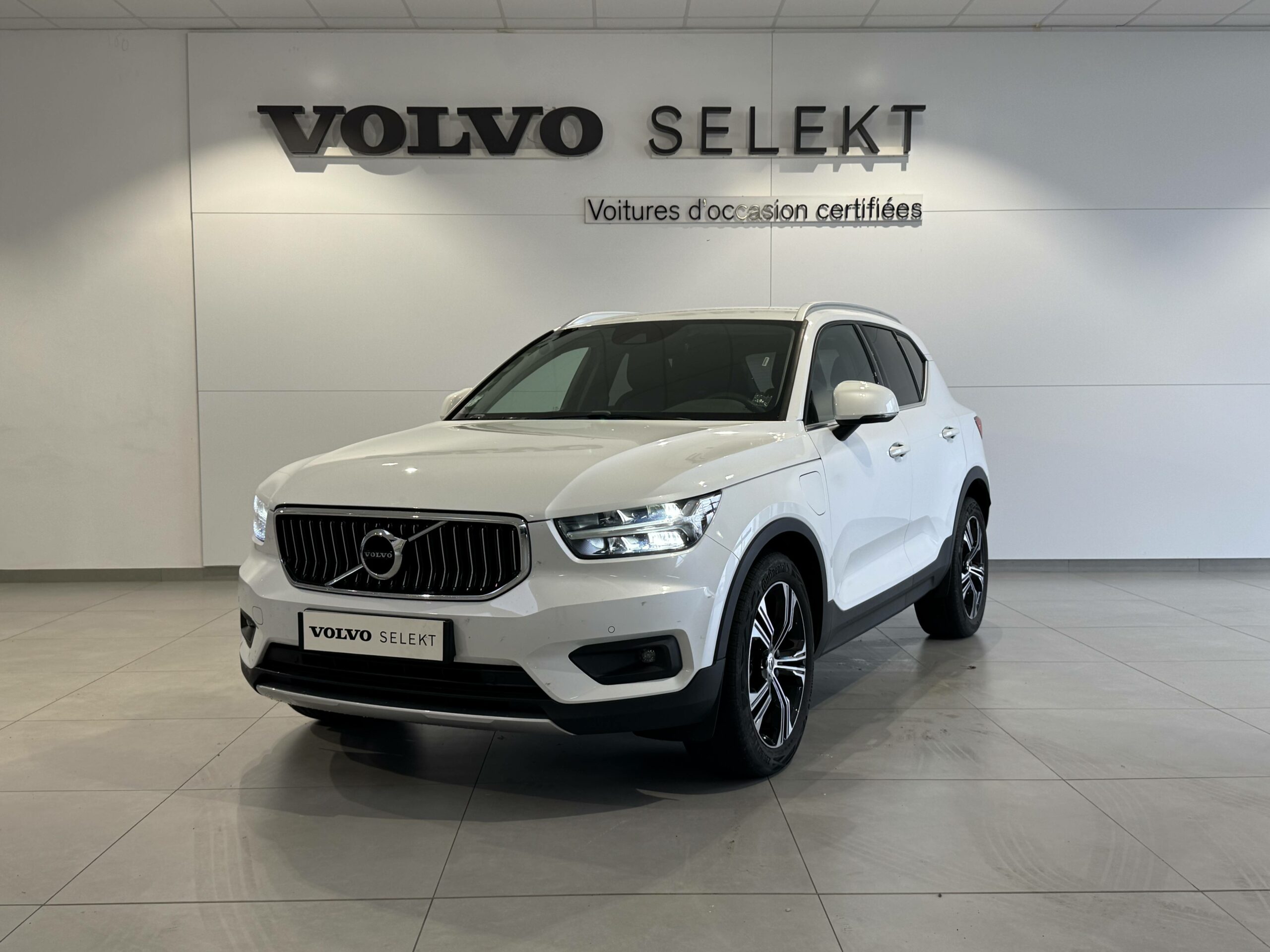 VOLVO XC40 BUSINESS XC40 T4 Recharge 129+82 ch DCT7