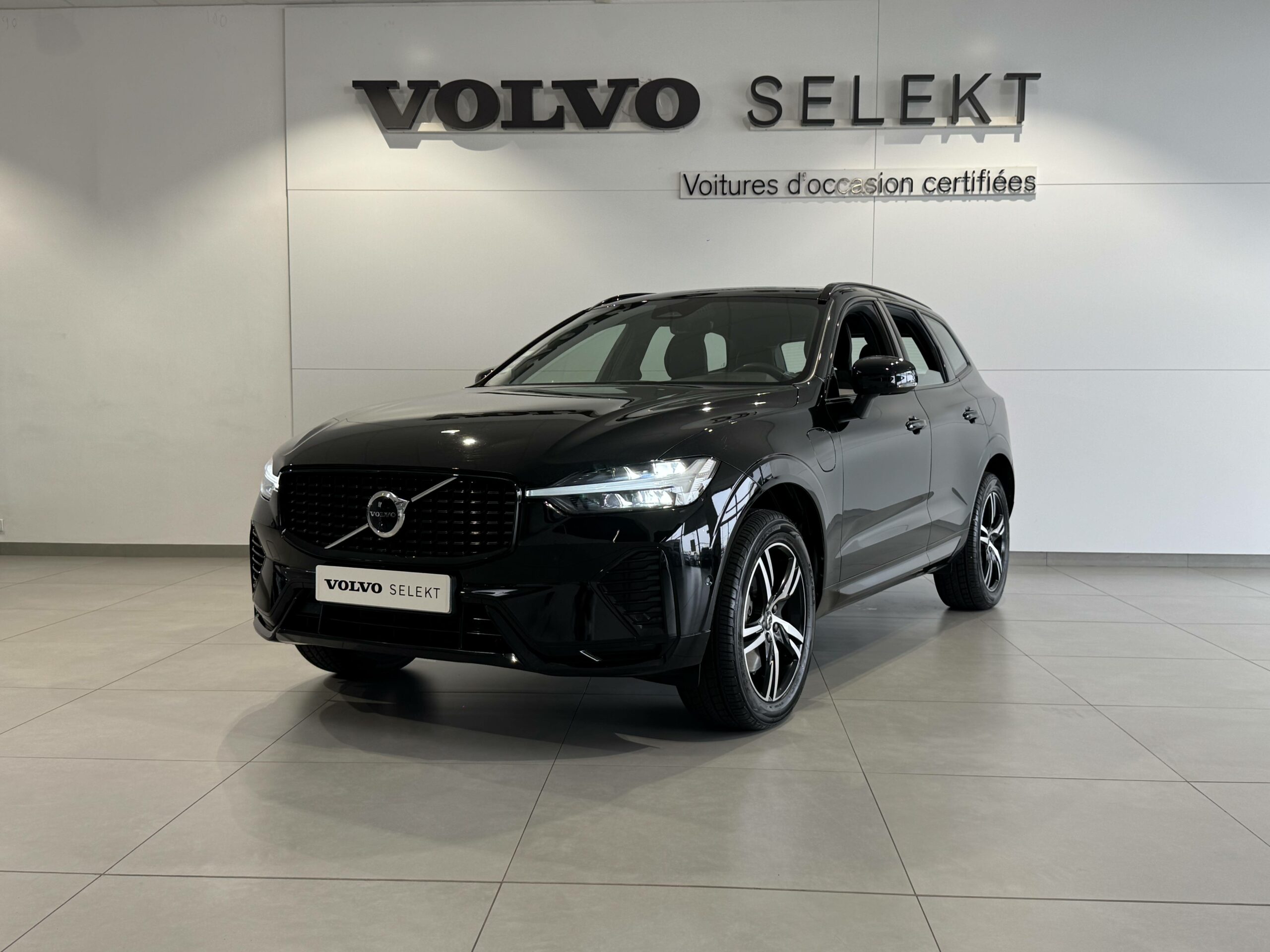 VOLVO XC60 XC60 T6 Recharge AWD 253 ch + 87 ch Geartronic 8