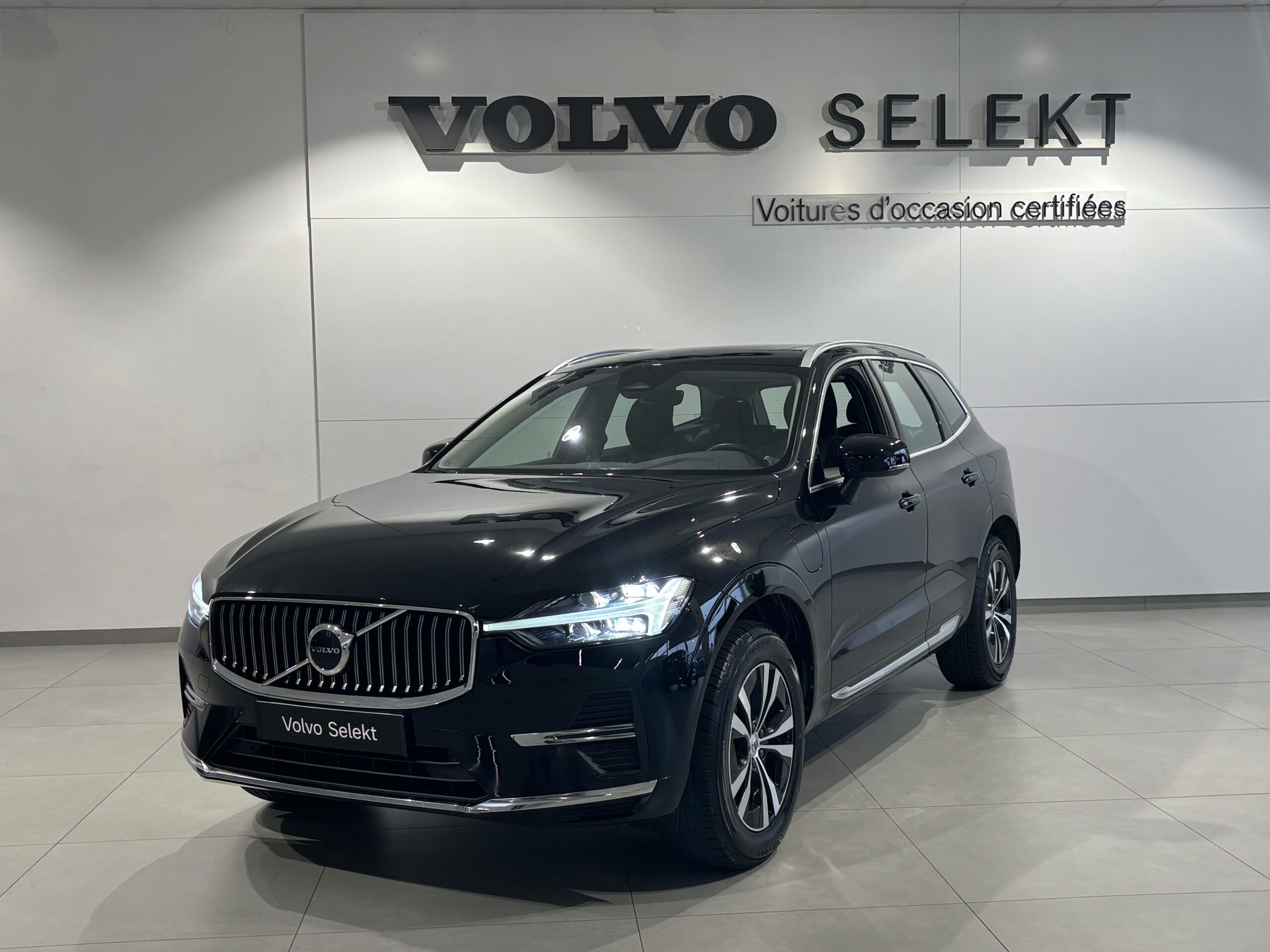 VOLVO XC60 XC60 T6 Recharge AWD 253 ch + 145 ch Geartronic 8