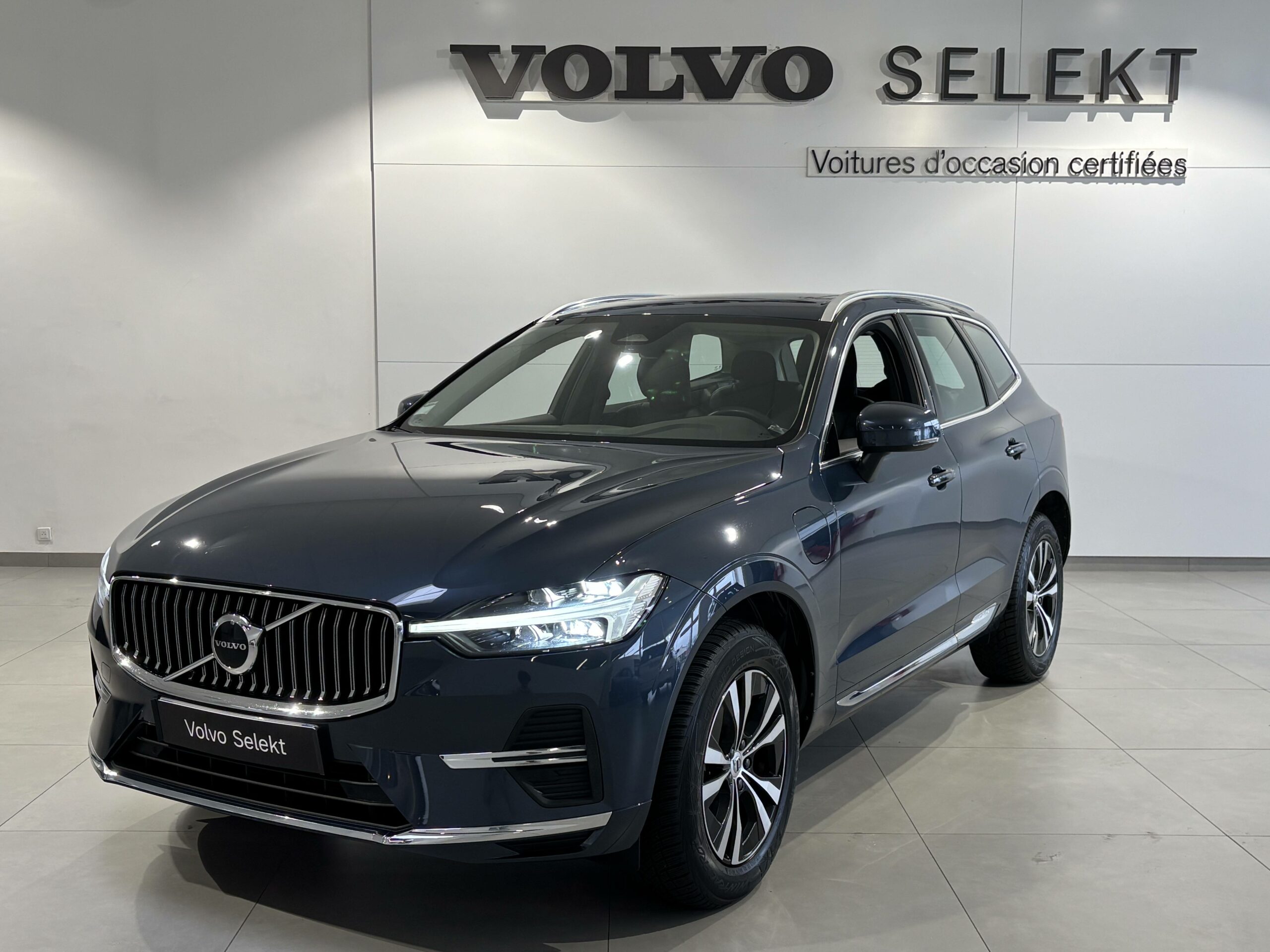 VOLVO XC60 XC60 T6 Recharge AWD 253 ch + 145 ch Geartronic 8