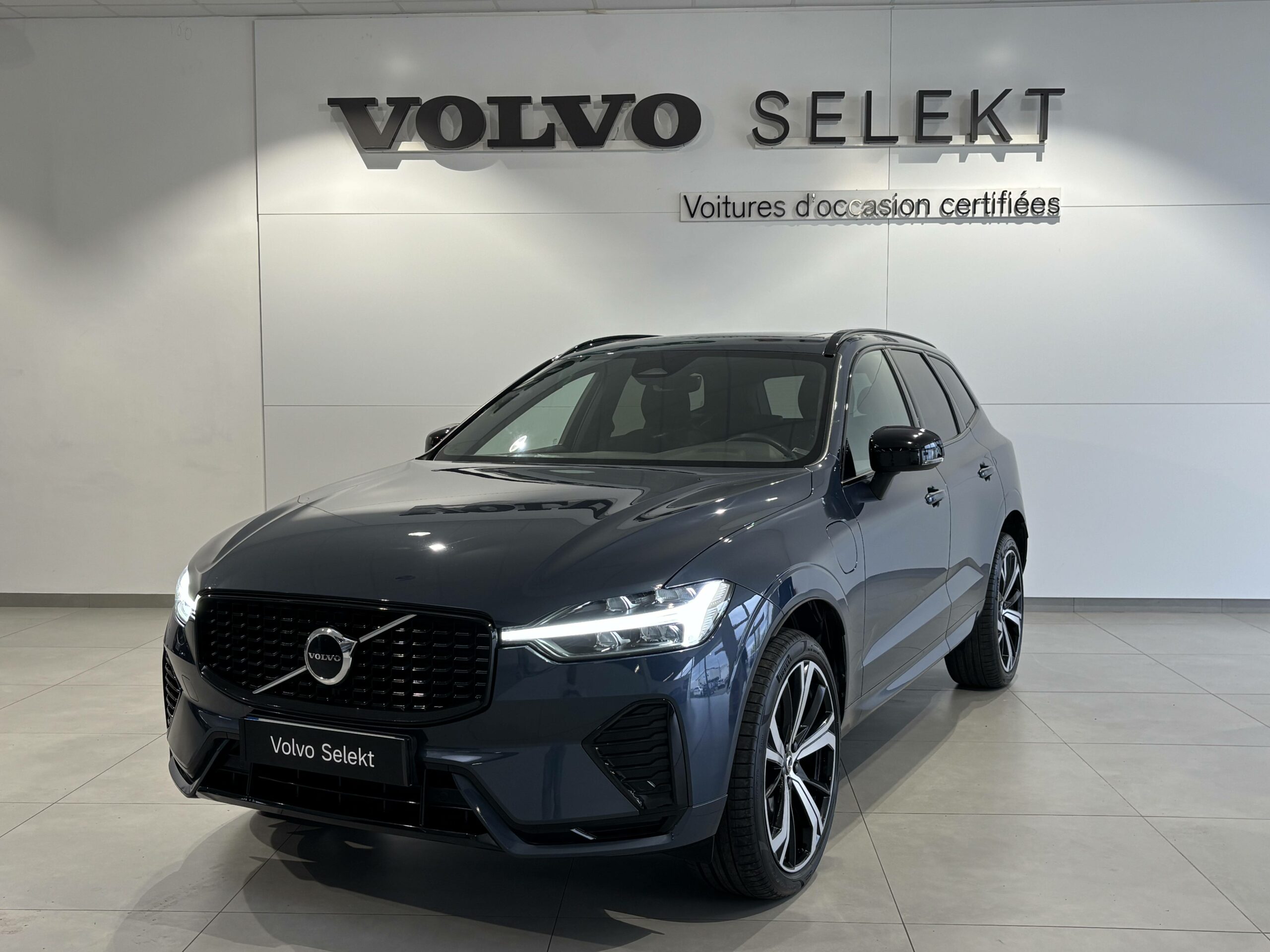 VOLVO XC60 XC60 T6 Recharge AWD 253 ch + 87 ch Geartronic 8