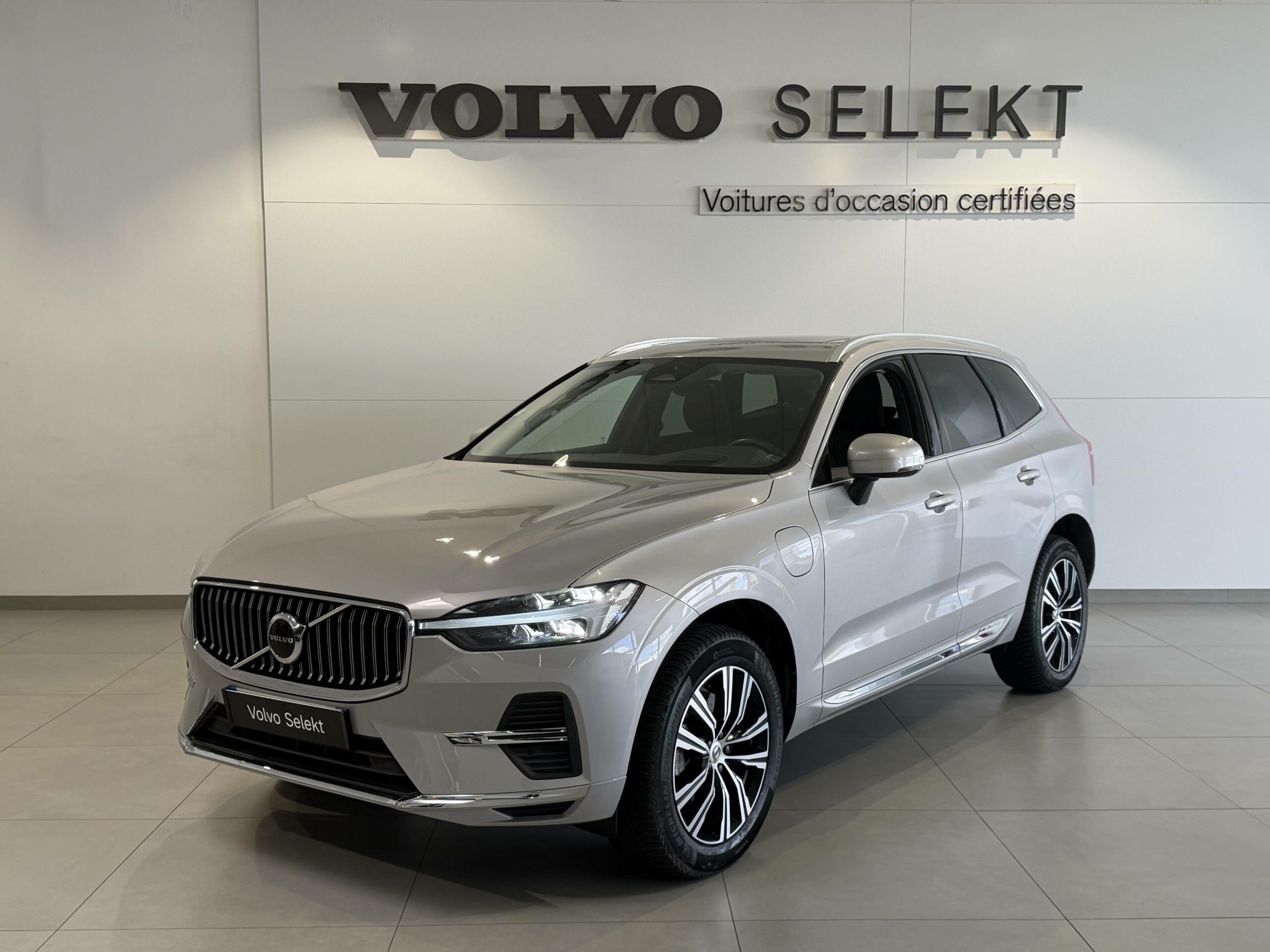 VOLVO XC60 XC60 T6 Recharge AWD 253 ch + 87 ch Geartronic 8