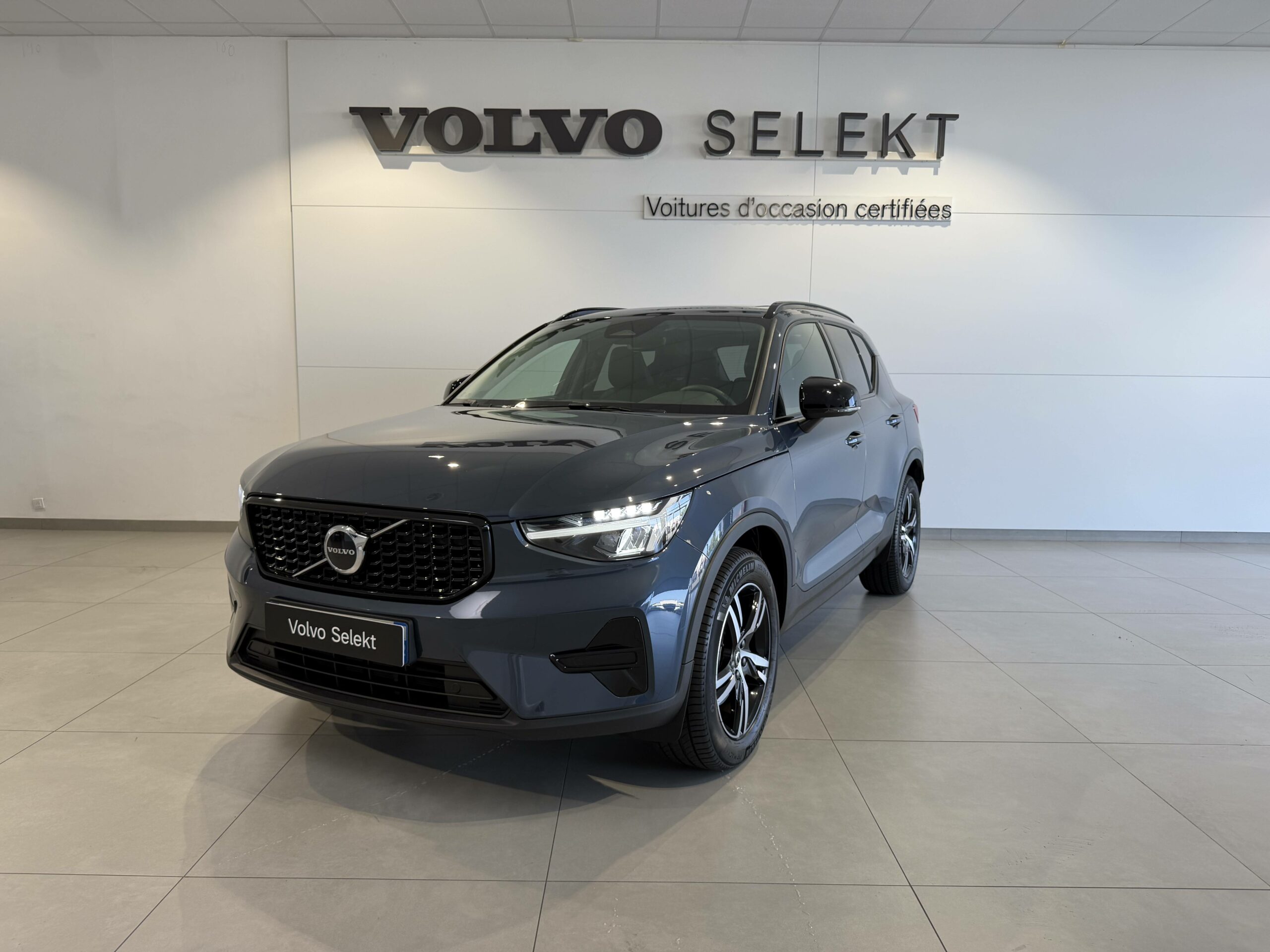 VOLVO XC40 XC40 B3 163 ch DCT7