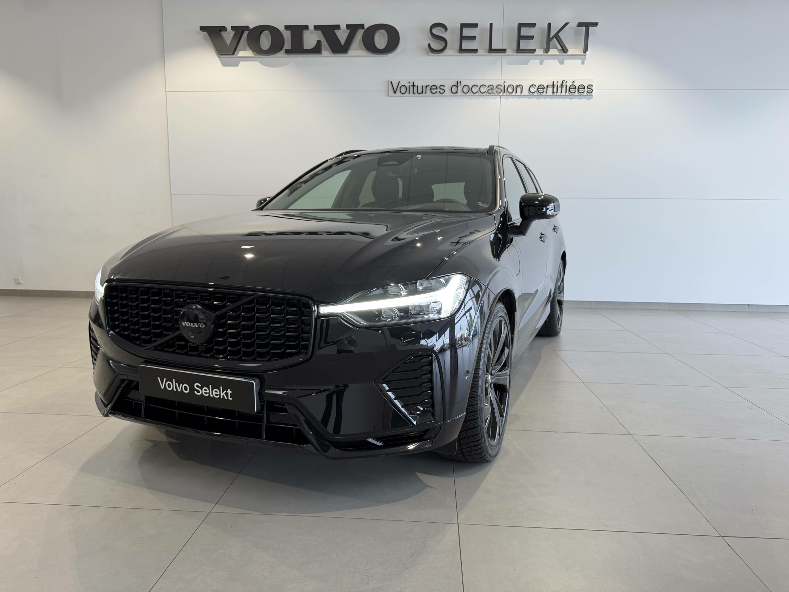 VOLVO XC60 XC60 T6 AWD Hybride rechargeable 253 ch+145 ch Geartronic 8