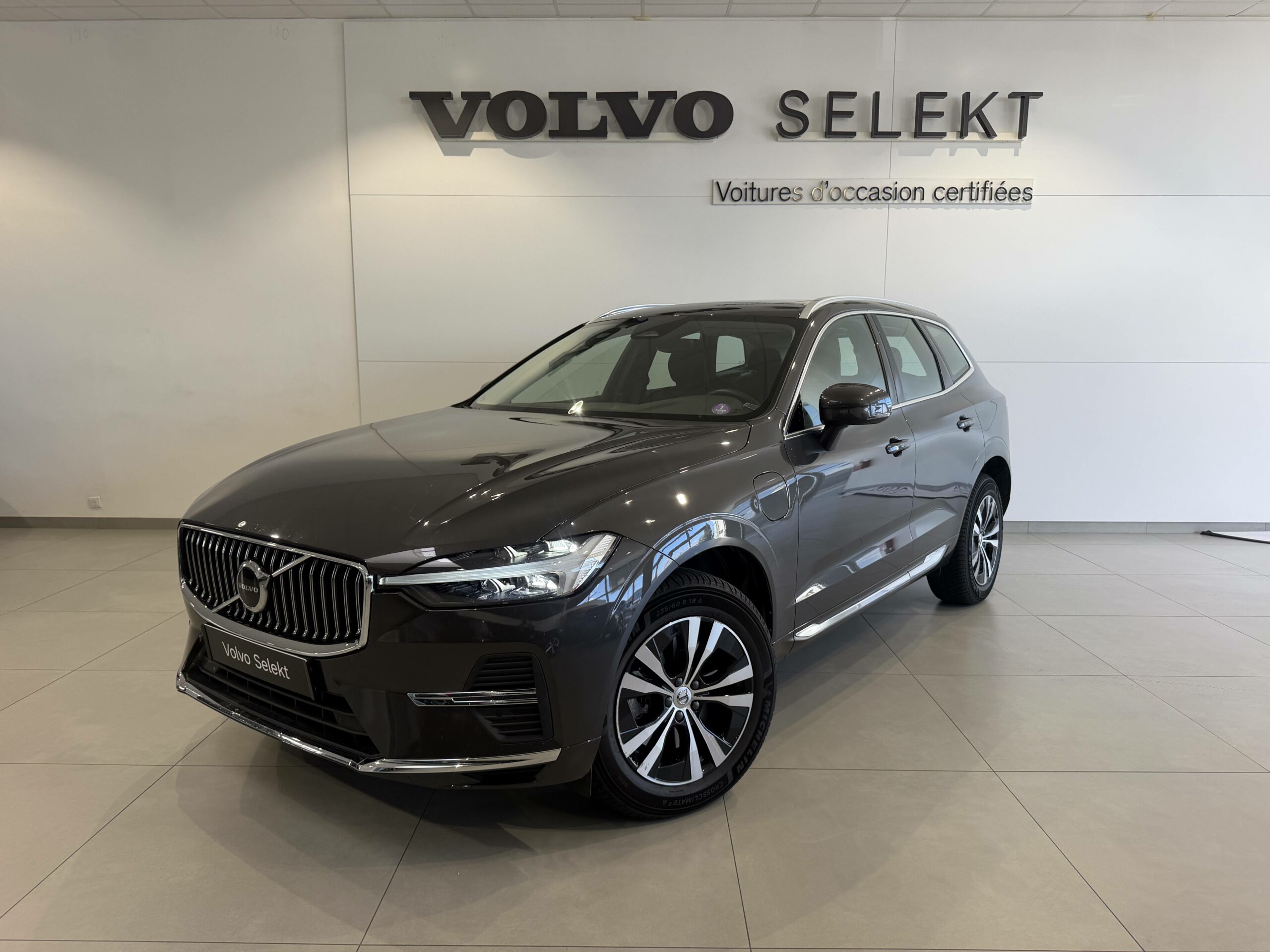 VOLVO XC60 XC60 T6 Recharge AWD 253 ch + 145 ch Geartronic 8